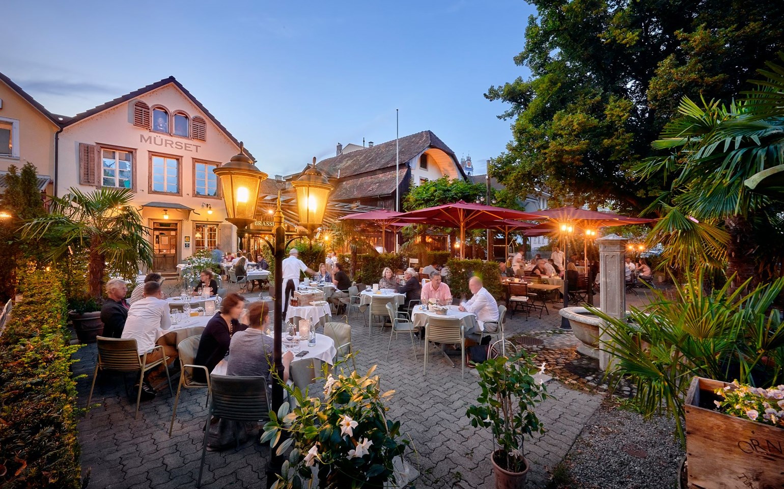 Muerset Restaurants_View_ 